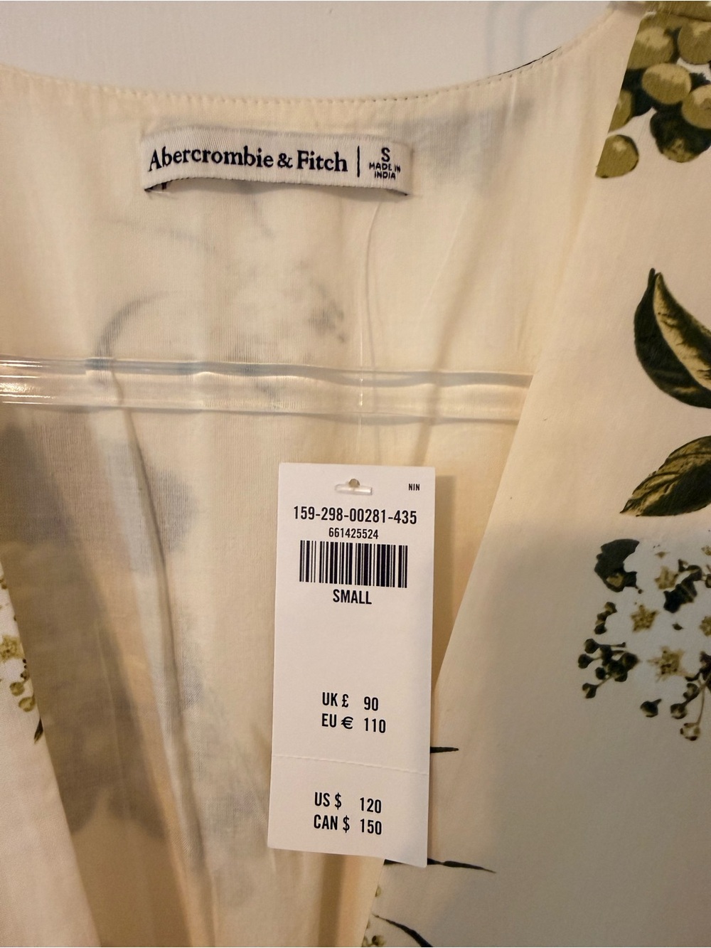 Abercrombie & Fitch Fruit Print Maxi Dress with twist detail - Picture 3 of 3